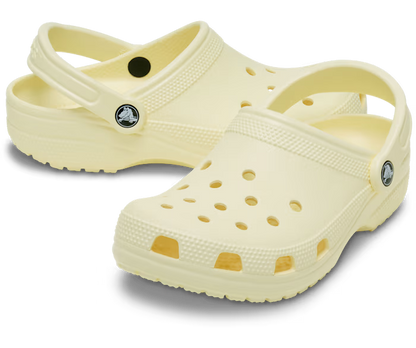 crocs-gallery-color:yellow light; color:Yellow Light; alt:ALT110; file:10001_7CJ-ALT110