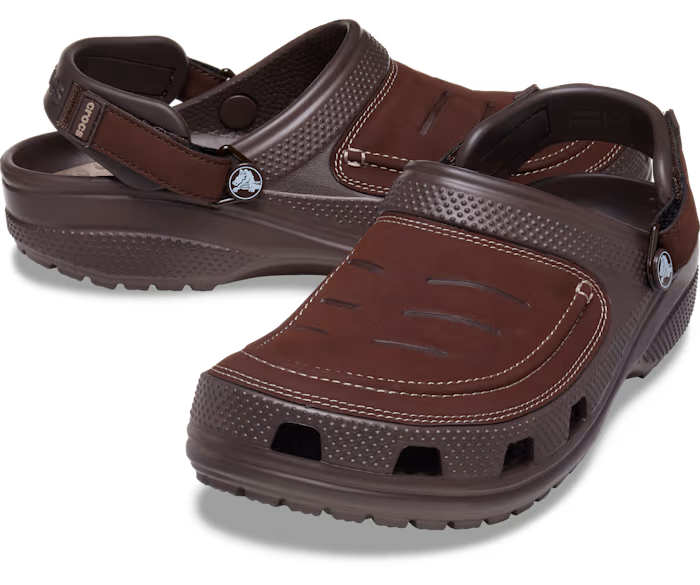 crocs-gallery-color:espresso / mushroom; color:Espresso / Mushroom; alt:ALT110; file:207689_23D-ALT110