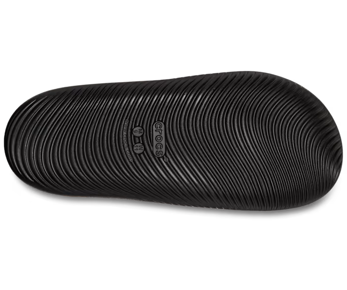crocs-gallery-color:black; color:Black; alt:ALT130; file:208392_001-ALT130