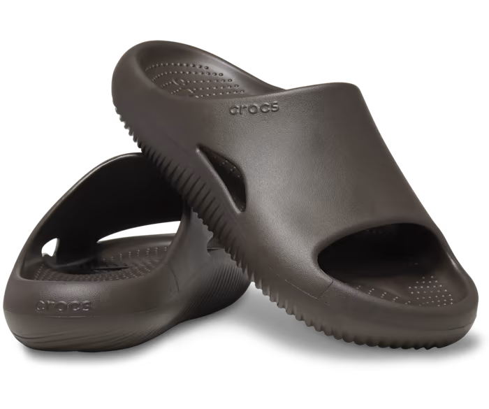 crocs-gallery-color:espresso; color:Espresso; alt:ALT110; file:208392_206-ALT110