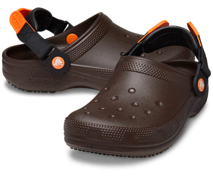 crocs-gallery-color:coffee; color:Coffee; alt:ALT110; file:209952_21Q-ALT110