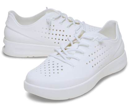 crocs-gallery-color:white/moonlight; color:White/Moonlight; alt:ALT110; file:210831_1VL-ALT110