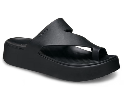 crocs-gallery-color:black; color:Black; alt:ALT140; file:210834_001-ALT140