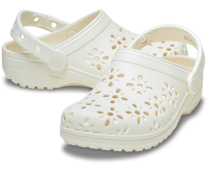 crocs-gallery-color:chalk; color:Chalk; alt:ALT110; file:210943_0WV-ALT110