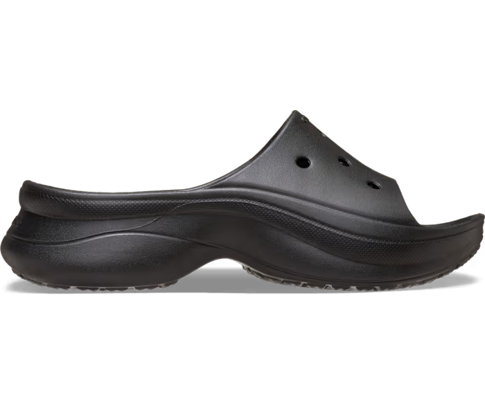 crocs-gallery-color:black; color:Black; alt:ALT100; file:211108_001-ALT100