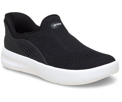 crocs-gallery-color:black; color:Black; alt:ALT140; file:211385_001-ALT140