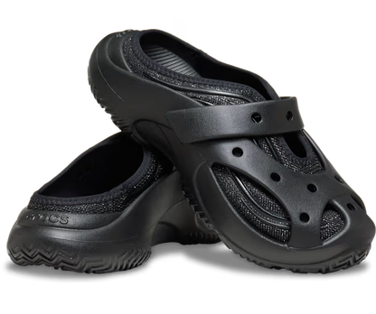 crocs-gallery-color:black; color:Black; alt:ALT110; file:211907_001-ALT110