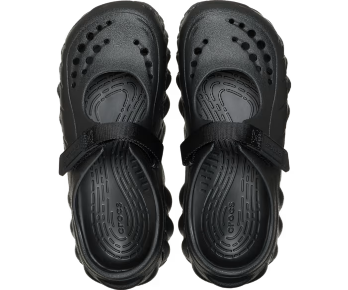 crocs-gallery-color:black; color:Black; alt:ALT120; file:211996_001-ALT120