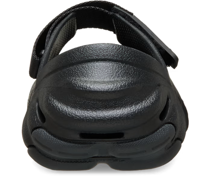 crocs-gallery-color:black; color:Black; alt:ALT160; file:211996_001-ALT160