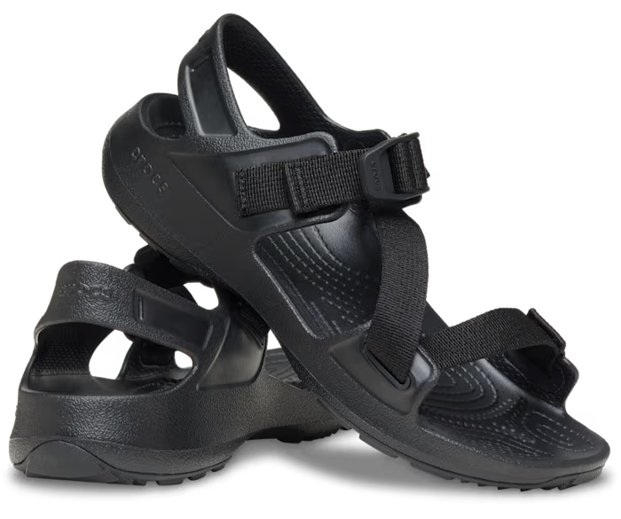 crocs-gallery-color:black / black; color:Black / Black; alt:ALT110; file:212711_060-ALT110