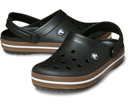 crocs-gallery-color:black; color:Black; alt:ALT110; file:212756_001-ALT110