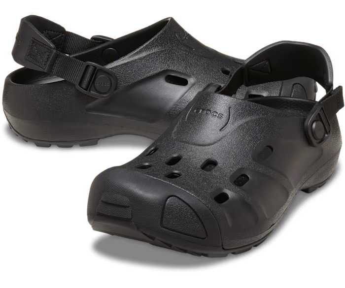 crocs-gallery-color:black; color:Black; alt:ALT110; file:212809_001-ALT110