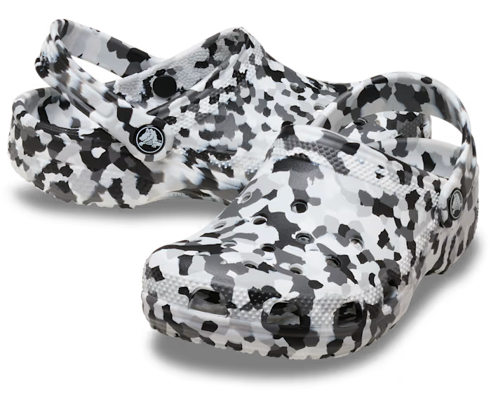 crocs-gallery-color:black / white; color:Black / White; alt:ALT110; file:213032_066-ALT110