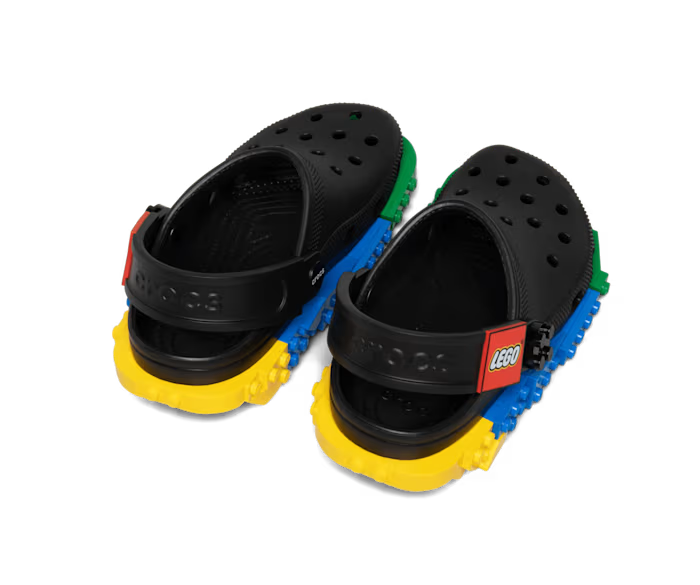 crocs-gallery-color:black; color:Black; alt:ALT120; file:213812_001-ALT120