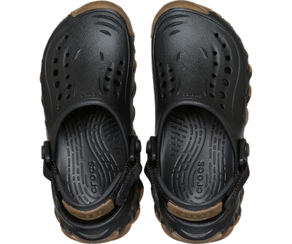 crocs-gallery-color:black; color:Black; alt:ALT120; file:214290_001-ALT120